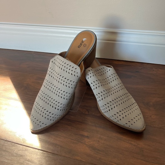 NWOT Susina Stylish Gray Suede Mules-Size 12 - Picture 5 of 9